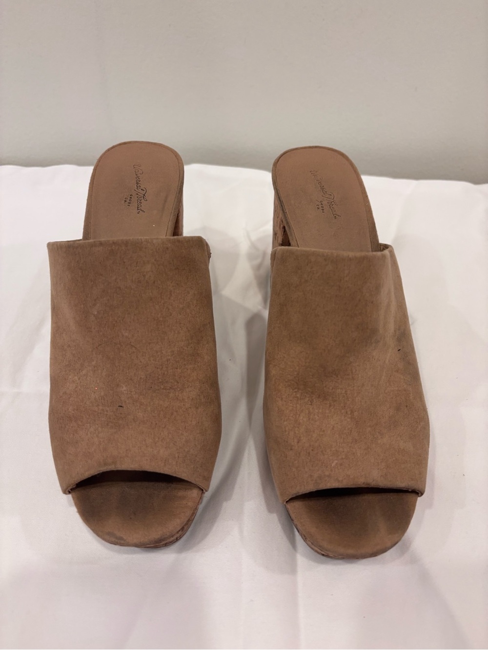 Universal Thread Tan Suede Open-Toe Mule Slides